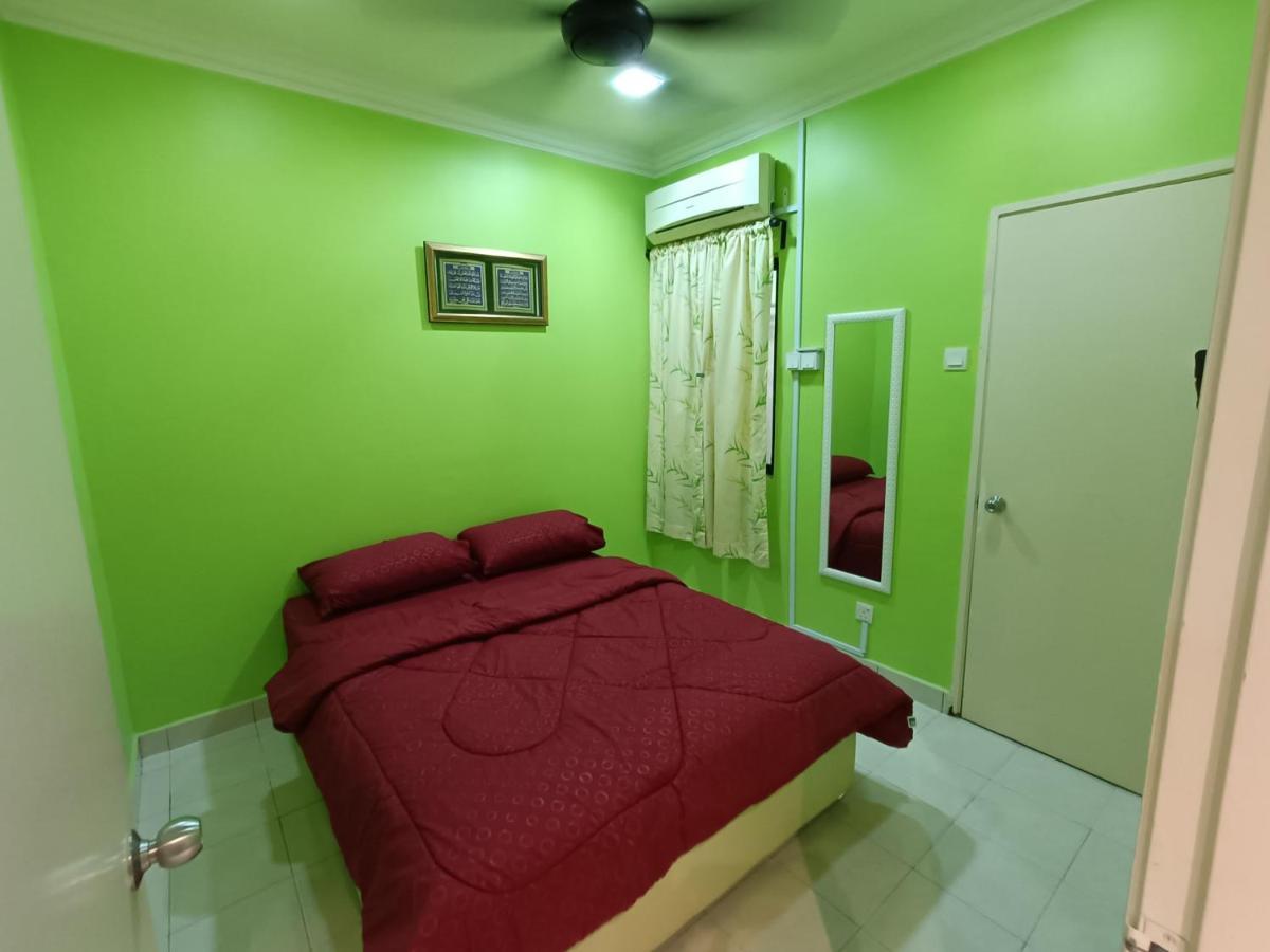 Elvy Homestay Saujana Rawang Batu Arang Екстериор снимка